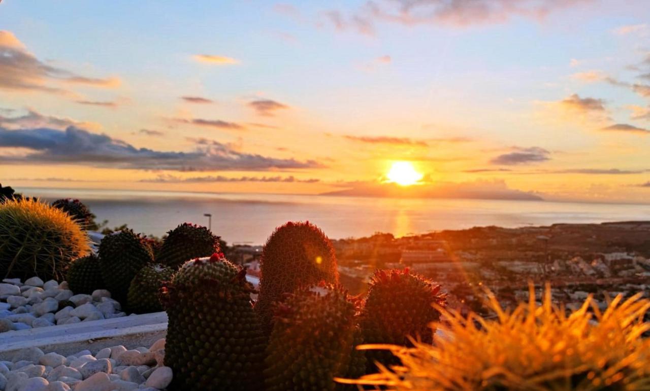 Wonderful View, Huge Terrace Solarium, Private Parking Apartamento Costa Adeje  Exterior foto